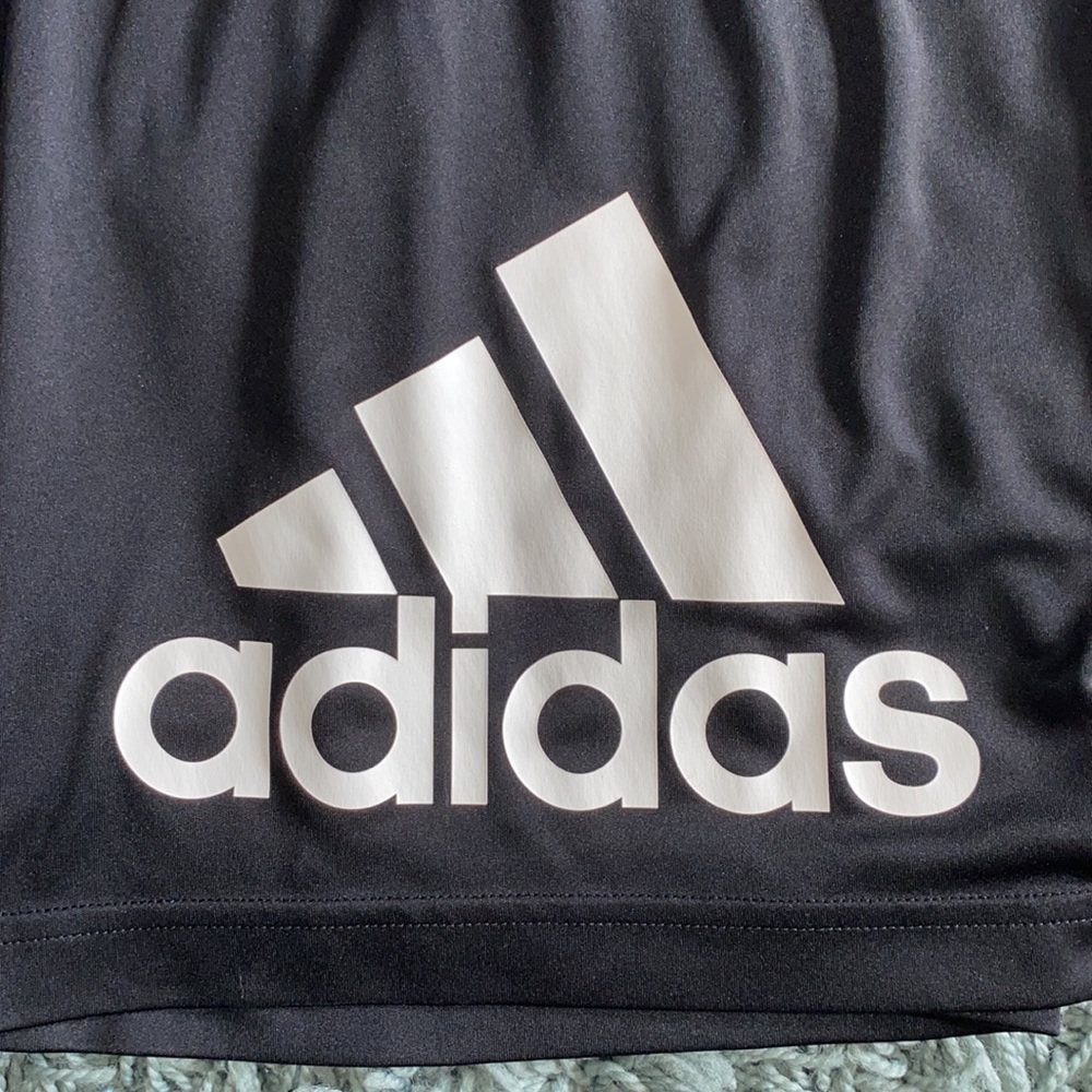 MENS ADIDAS SHORTS SIZE MEDIUM - Picture 2 of 4